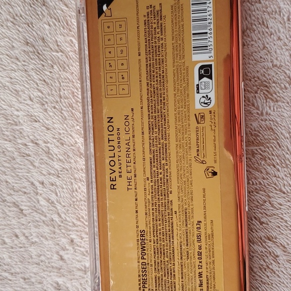 Revolution Beauty The Eternal Icon Palette - Picture 3 of 5